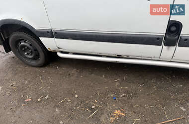 Вантажний фургон Renault Master 2004 в 