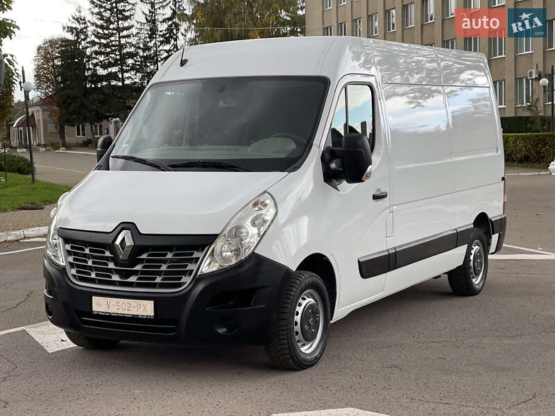 Грузовой фургон Renault Master 2015 в Радивилове