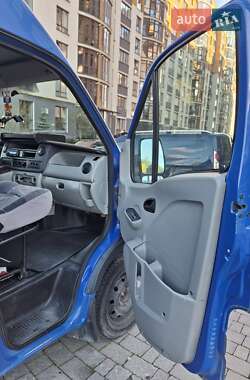 Вантажний фургон Renault Master 2006 в 