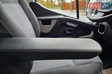 Мікроавтобус вантажний (до 3,5т) Renault Master 2017 в 
