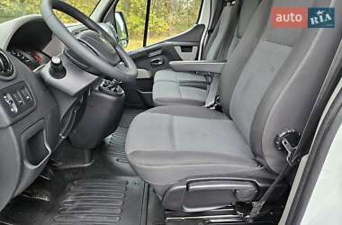 Мікроавтобус вантажний (до 3,5т) Renault Master 2017 в 