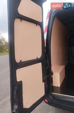 Грузовой фургон Renault Master 2017 в 