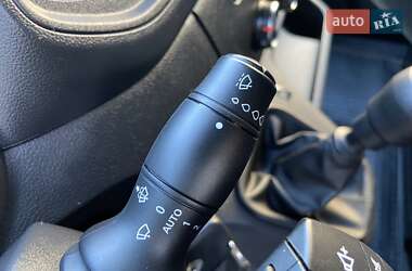 Грузовой фургон Renault Master 2022 в 