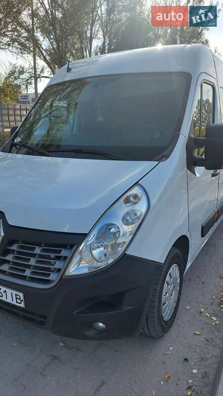 Грузовой фургон Renault Master 2018 в Дубно