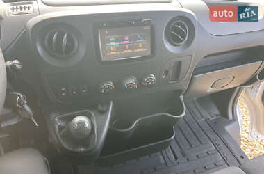 Грузовой фургон Renault Master 2017 в 