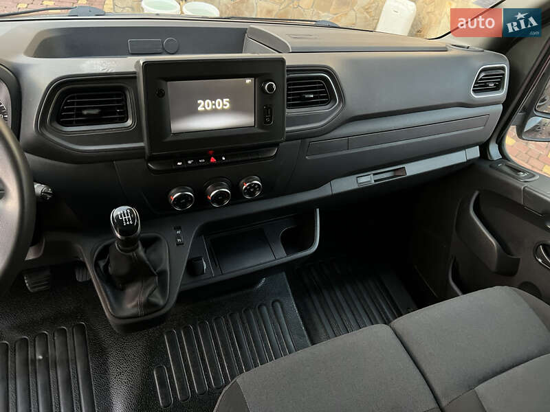 Грузовой фургон Renault Master 2020 в Тернополе
