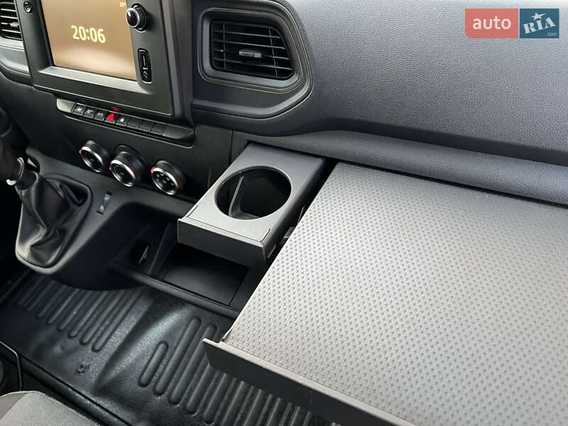 Грузовой фургон Renault Master 2020 в Тернополе