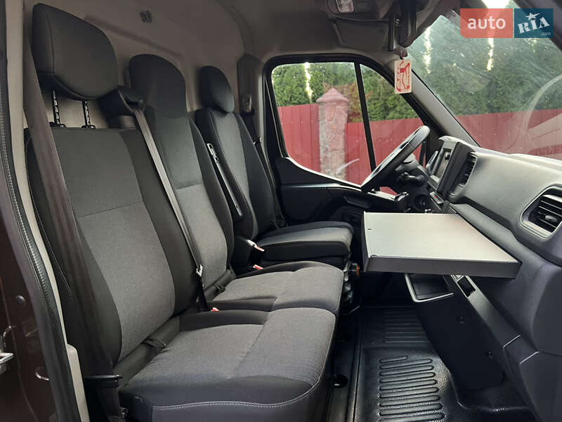 Грузовой фургон Renault Master 2020 в Тернополе