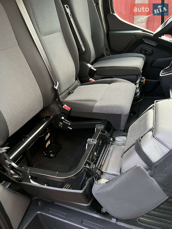 Грузовой фургон Renault Master 2020 в Тернополе