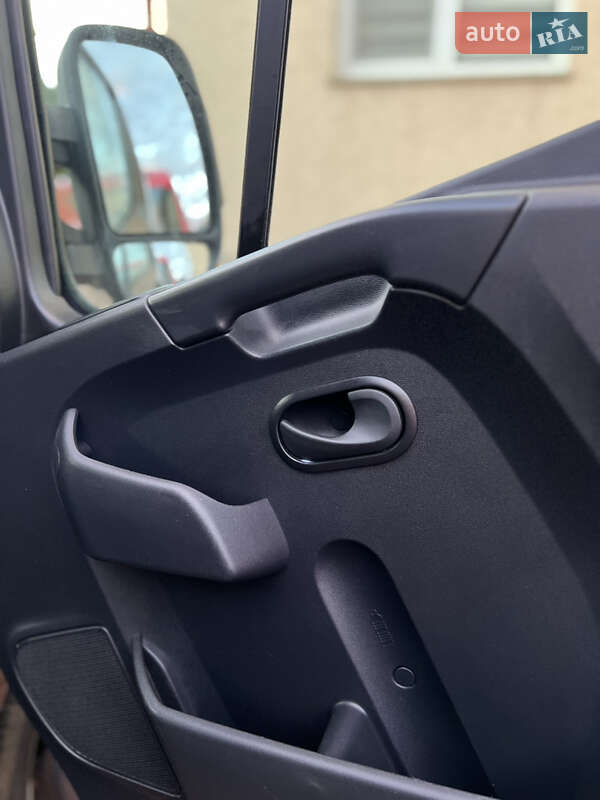 Грузовой фургон Renault Master 2020 в Тернополе