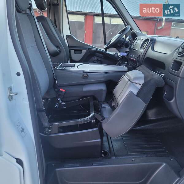 Микроавтобус Renault Master 2017 в Луцке фото 28 Микроавтобус Renault Master 2017 в Луцке