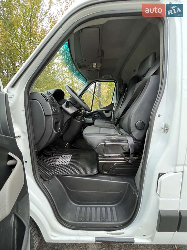 Грузовой фургон Renault Master 2017 в Днепре