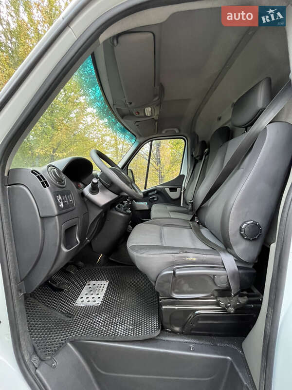 Грузовой фургон Renault Master 2017 в Днепре