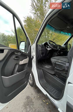 Грузовой фургон Renault Master 2017 в Днепре