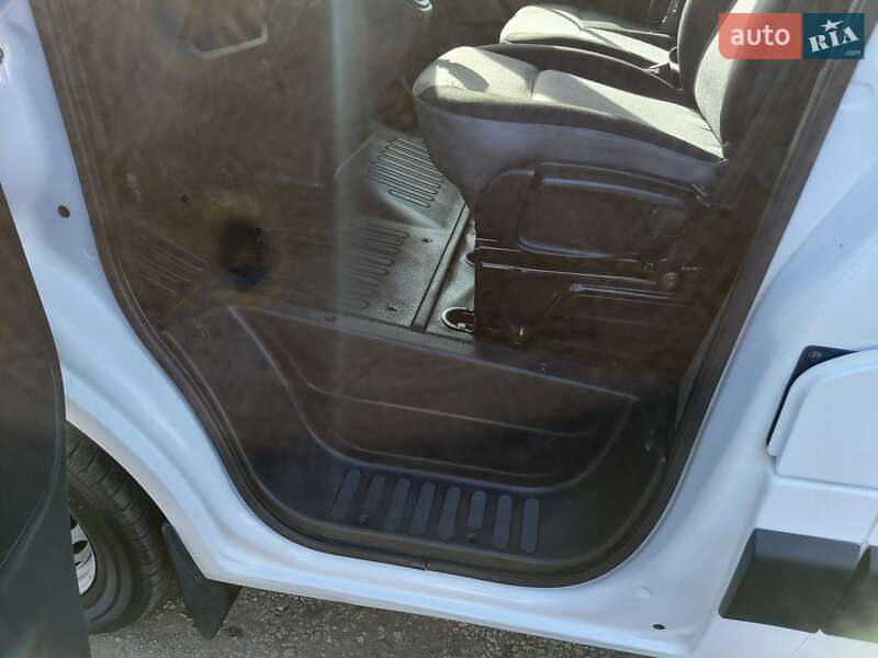 Грузовой фургон Renault Master 2020 в Ивано-Франковске фото 71 Грузовой фургон Renault Master 2020 в Ивано-Франковске