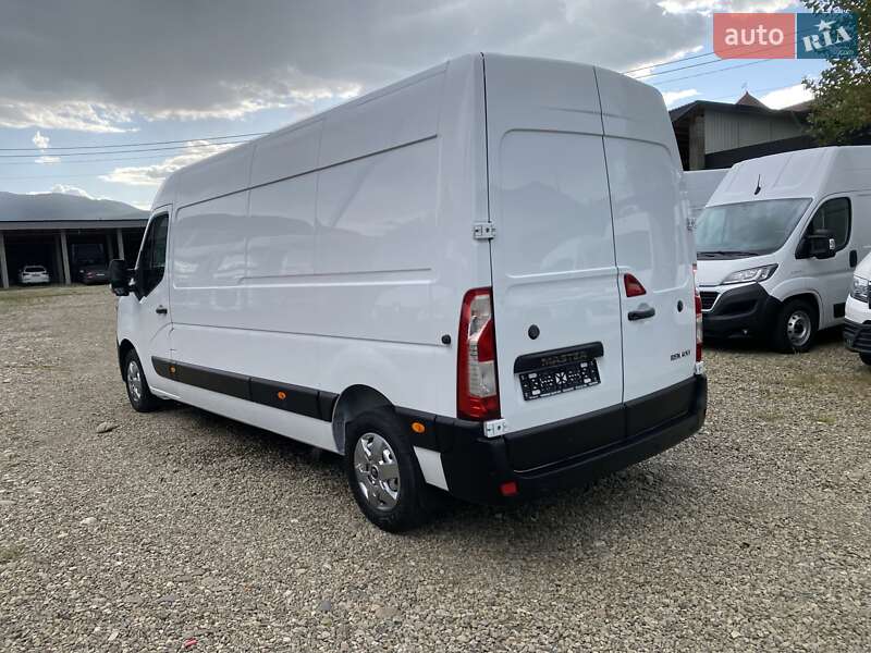 Грузовой фургон Renault Master 2021 в Хусте