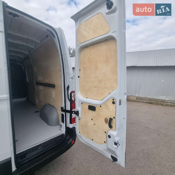 Мікроавтобус вантажний (до 3,5т) Renault Master 2018 в Бердичеві