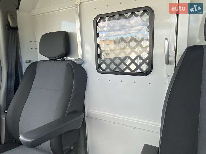 Грузовой фургон Renault Master 2019 в Львове