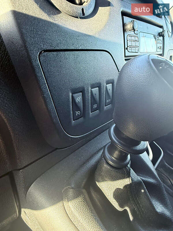 Вантажний фургон Renault Master 2018 в Бучачі фото 41 Вантажний фургон Renault Master 2018 в Бучачі