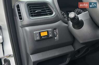 Грузовой фургон Renault Master 2021 в  фото 24 Грузовой фургон Renault Master 2021 в