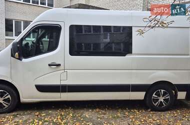 Грузовой фургон Renault Master 2012 в  фото 33 Грузовой фургон Renault Master 2012 в