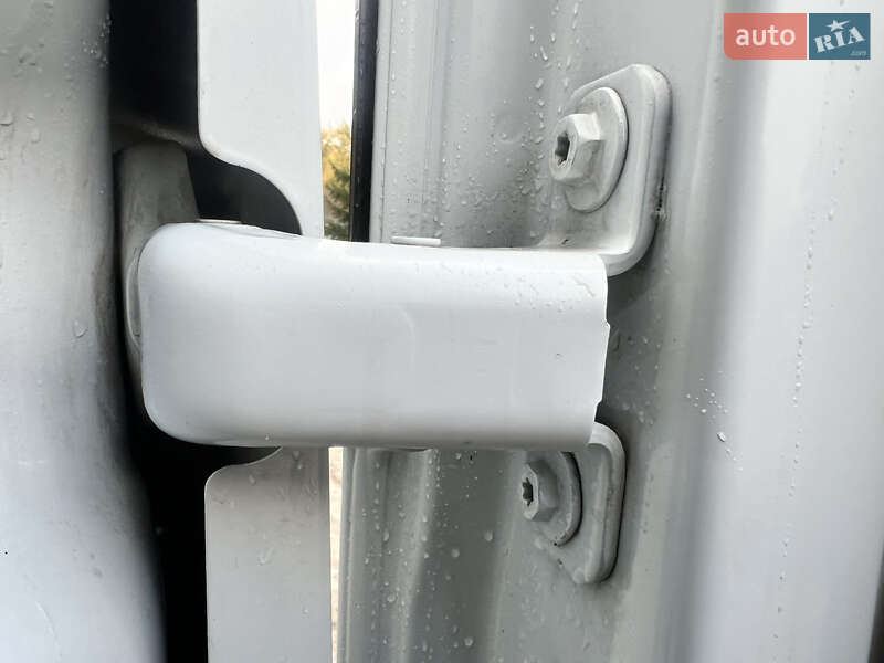 Грузовой фургон Renault Master 2017 в Бердичеве фото 24 Грузовой фургон Renault Master 2017 в Бердичеве