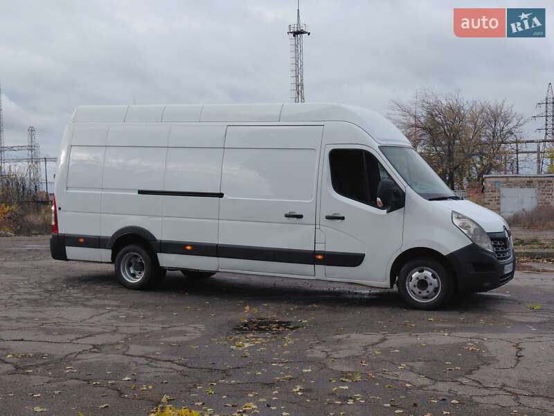 Грузовой фургон Renault Master 2015 в Желтых Водах