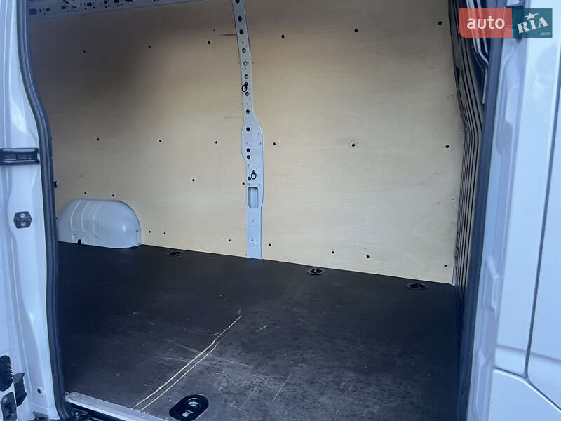 Мікроавтобус вантажний (до 3,5т) Renault Master 2022 в Бердичеві