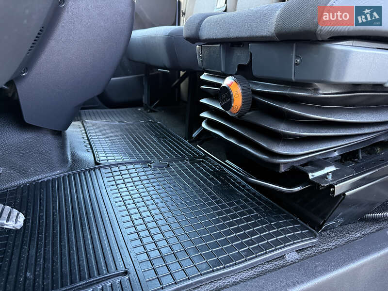 Грузовой фургон Renault Master 2023 в Дубно