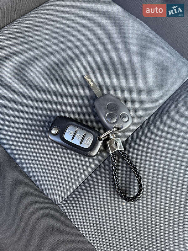 Грузовой фургон Renault Master 2023 в Дубно