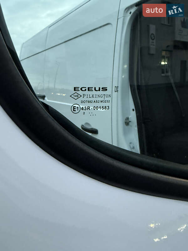 Вантажний фургон Renault Master 2022 в Києві