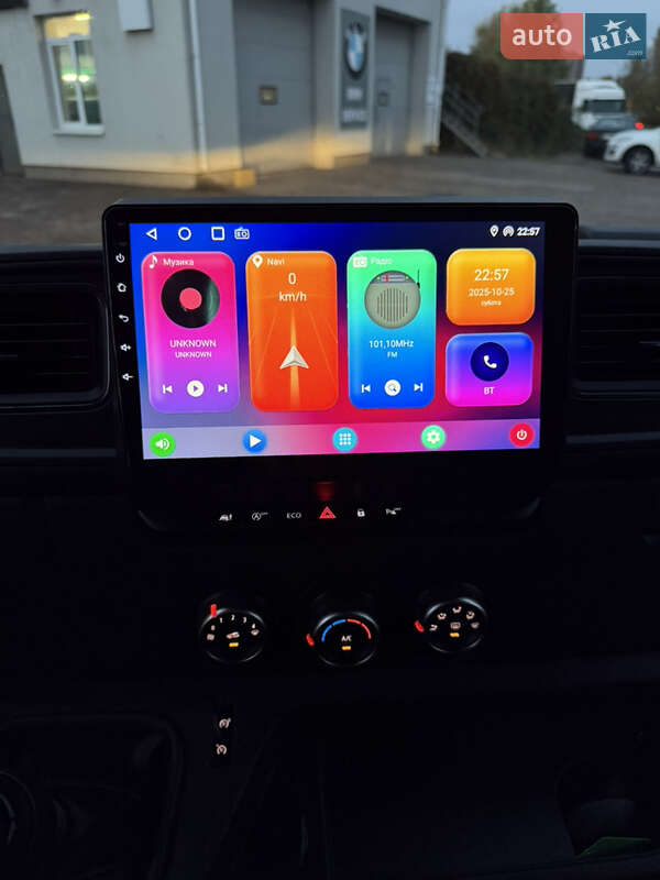 Вантажний фургон Renault Master 2022 в Києві