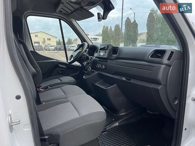 Грузовой фургон Renault Master 2020 в Дубно