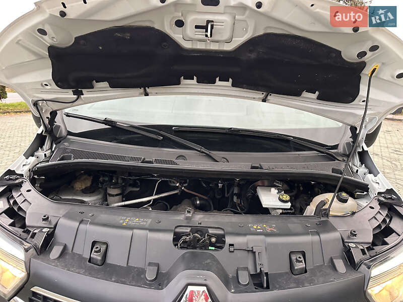 Грузовой фургон Renault Master 2020 в Дубно фото 29 Грузовой фургон Renault Master 2020 в Дубно