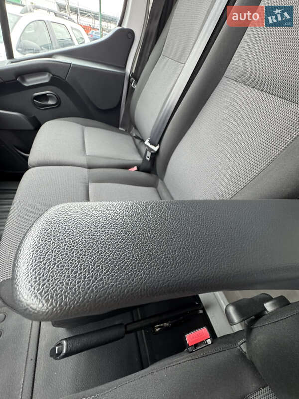 Грузовой фургон Renault Master 2020 в Киеве