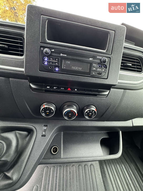 Грузовой фургон Renault Master 2020 в Киеве