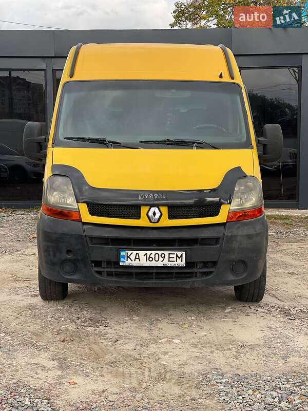 Грузовой фургон Renault Master 2005 в Киеве
