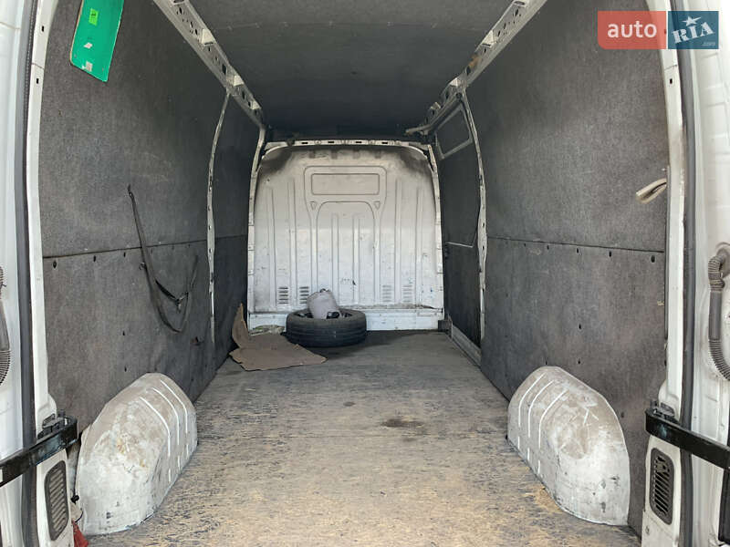 Грузовой фургон Renault Master 2016 в Киеве фото 17 Грузовой фургон Renault Master 2016 в Киеве