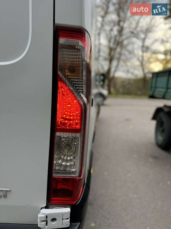 Микроавтобус Renault Master 2015 в Киеве