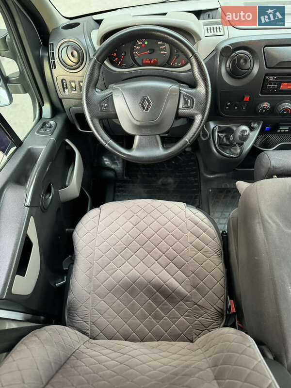 Микроавтобус Renault Master 2015 в Киеве