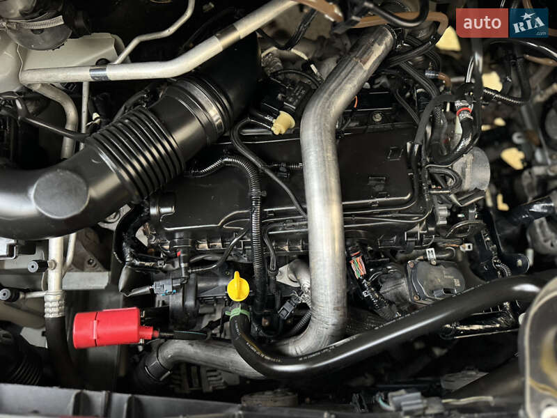 Микроавтобус Renault Master 2015 в Киеве