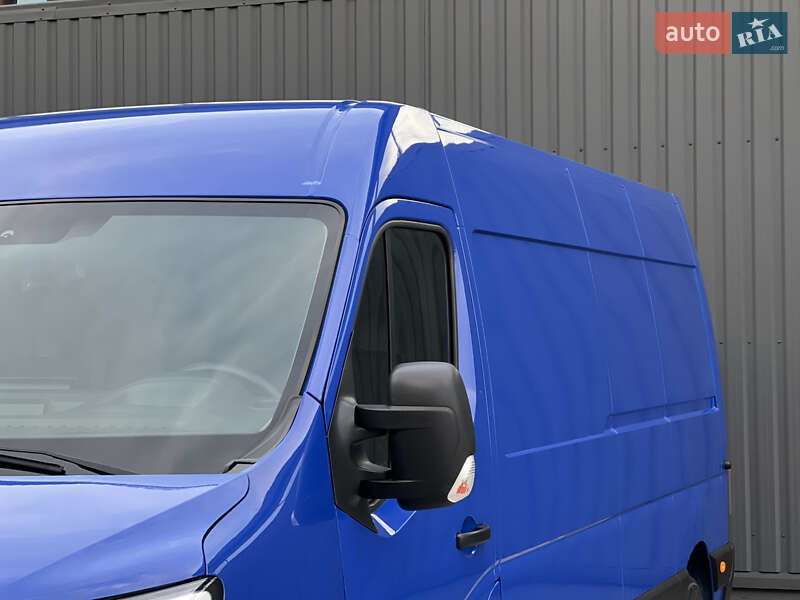 Вантажний фургон Renault Master 2020 в Дубні