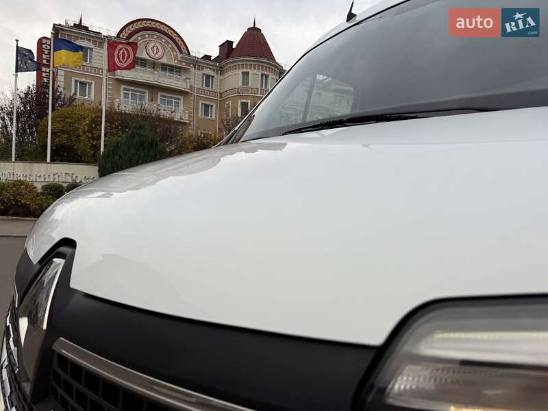 Грузовой фургон Renault Master 2021 в Киеве