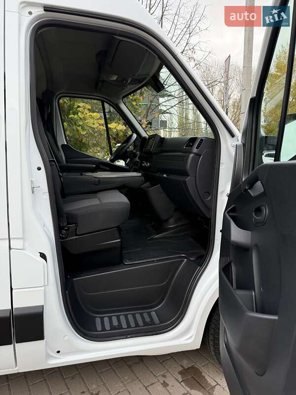 Грузовой фургон Renault Master 2021 в Киеве