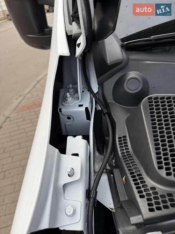 Грузовой фургон Renault Master 2021 в Киеве