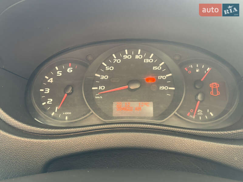 Эвакуатор Renault Master 2018 в Звягеле фото 7 Эвакуатор Renault Master 2018 в Звягеле