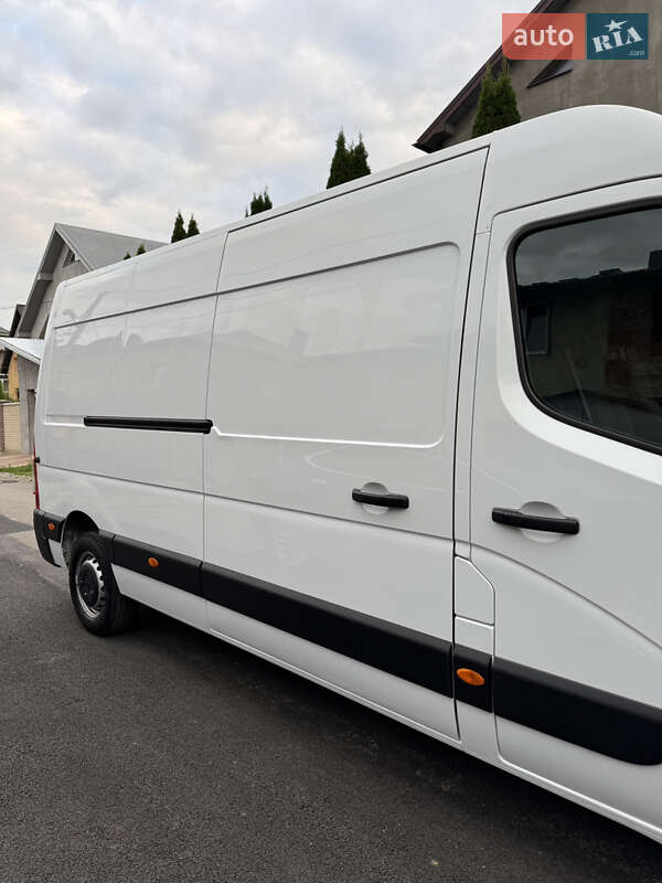 Грузовой фургон Renault Master 2022 в Ивано-Франковске