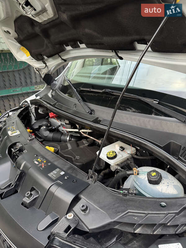 Грузовой фургон Renault Master 2022 в Ивано-Франковске