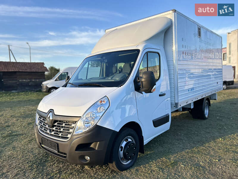 Грузовой фургон Renault Master 2018 в Стрые