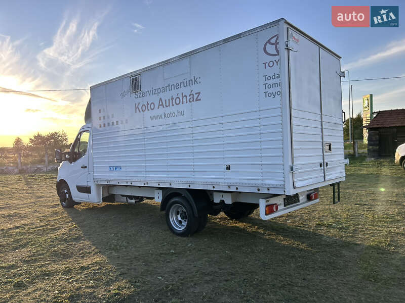 Грузовой фургон Renault Master 2018 в Стрые